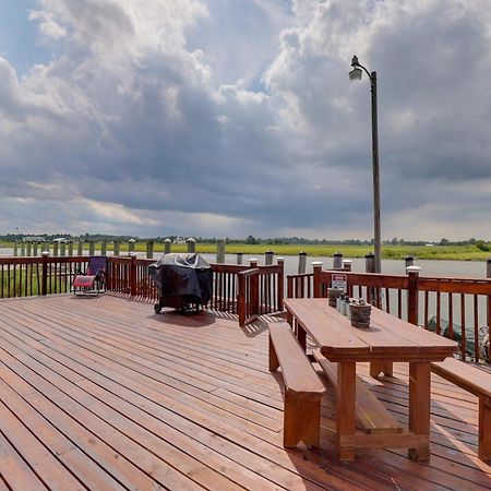 Oceanfront Milford Home With View And Boat Access Exteriér fotografie