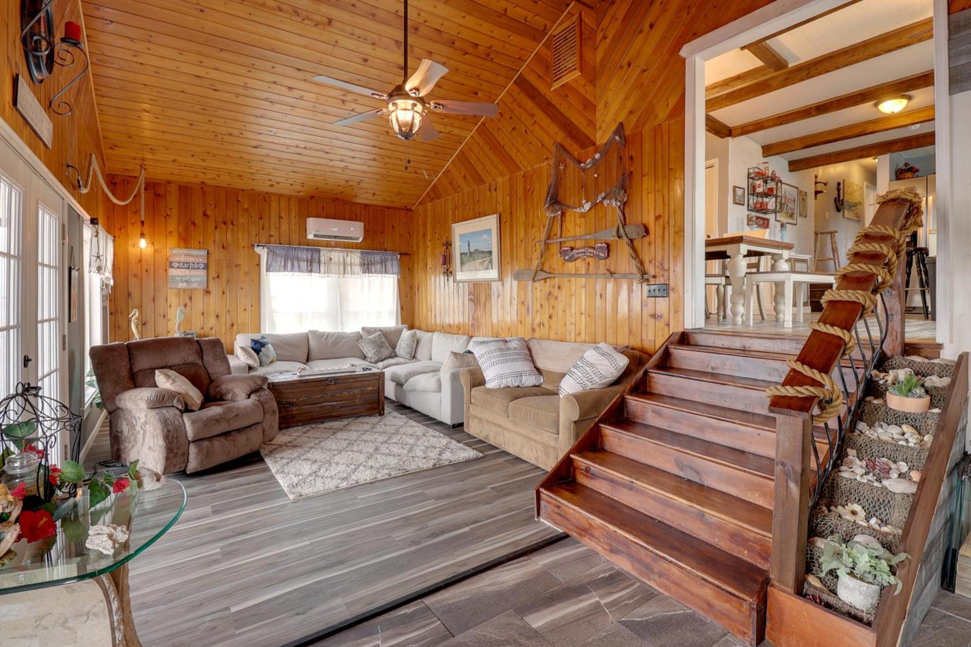 Oceanfront Milford Home With View And Boat Access Exteriér fotografie